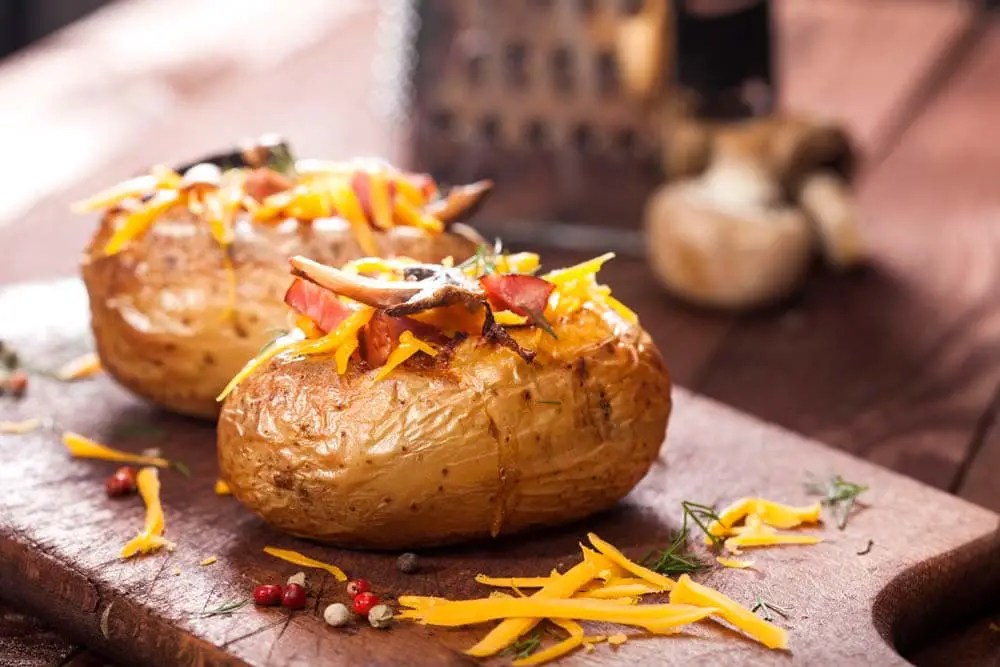 How to Bake a Potato on the BBQ