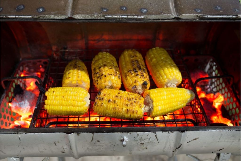 How To Grill Corn On The Cob (With Or Without Husks)